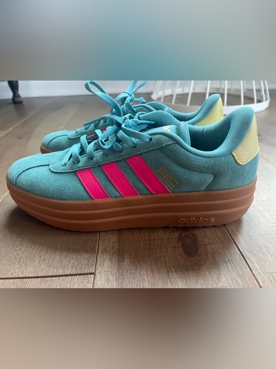 adidas Shoes - Adidas teal gazelles size 8.5 EUC